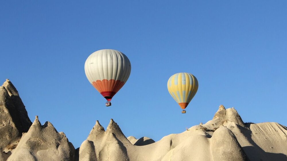 Hot Air Balloons 1773468 1280 1000x563